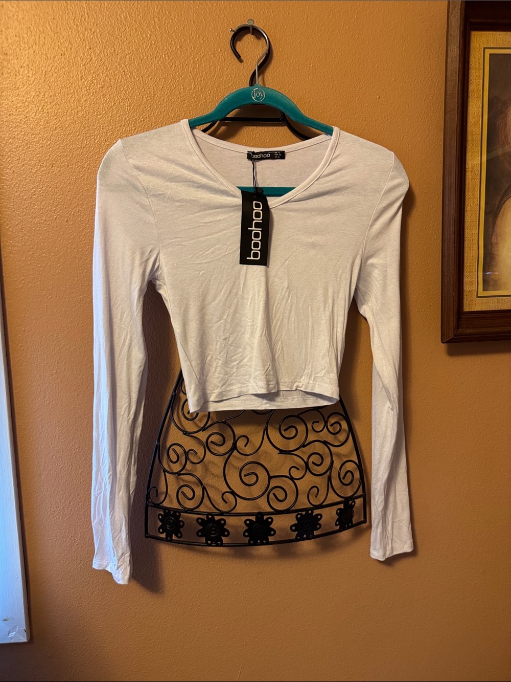Boohoo White Long Sleeve Cropped Top